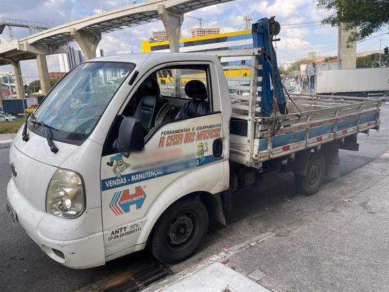 KIA BONGO 2.7 K-2700 4X2 CS DIESEL 2P MANUAL